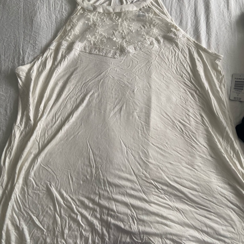 Torrid White tank